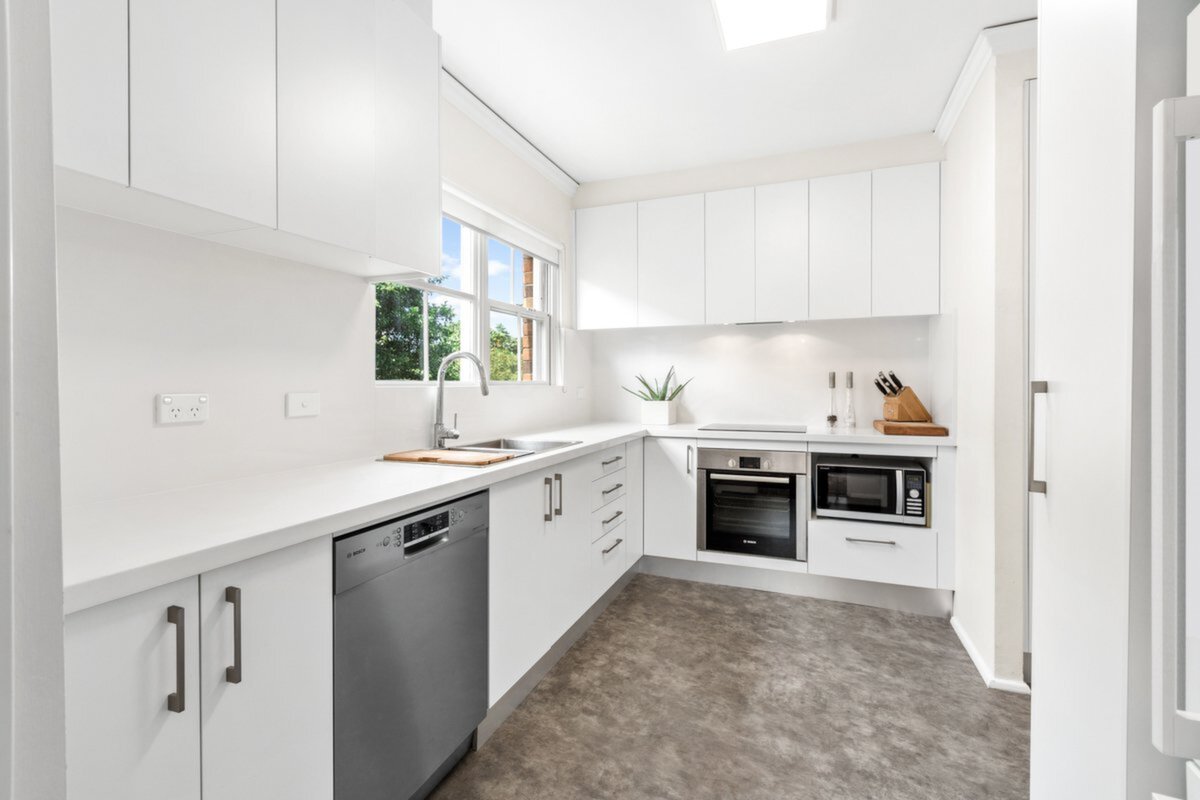 2/6 The Close, Hunters Hill Sold by Cassidy Real Estate - image 1