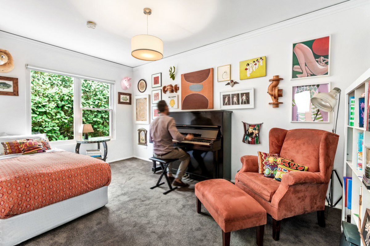 2/6 The Close, Hunters Hill Sold by Cassidy Real Estate - image 1