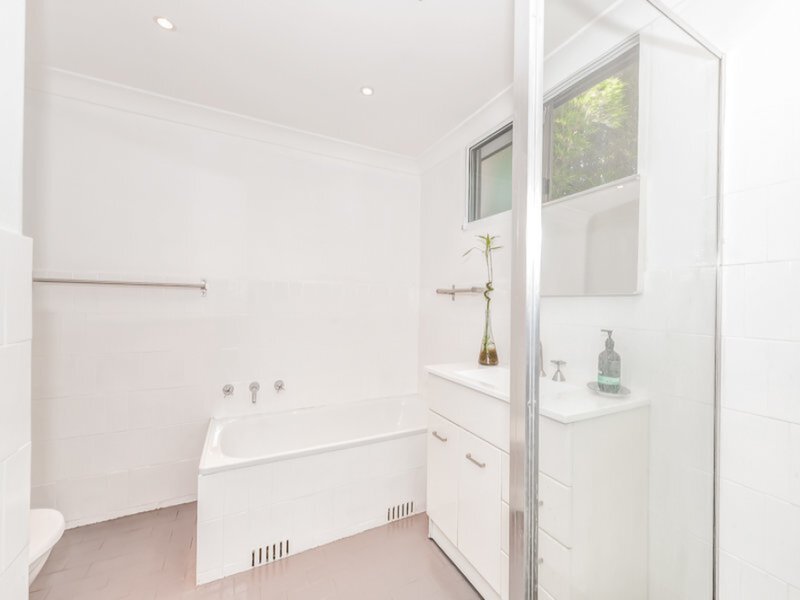 4/2 Pearson Street, Gladesville Sold by Cassidy Real Estate - image 1