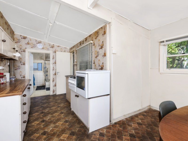 158 Morrison Road, Putney Sold by Cassidy Real Estate - image 1