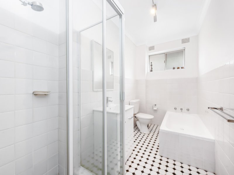 11/27 Cambridge Street, Gladesville Sold by Cassidy Real Estate - image 1