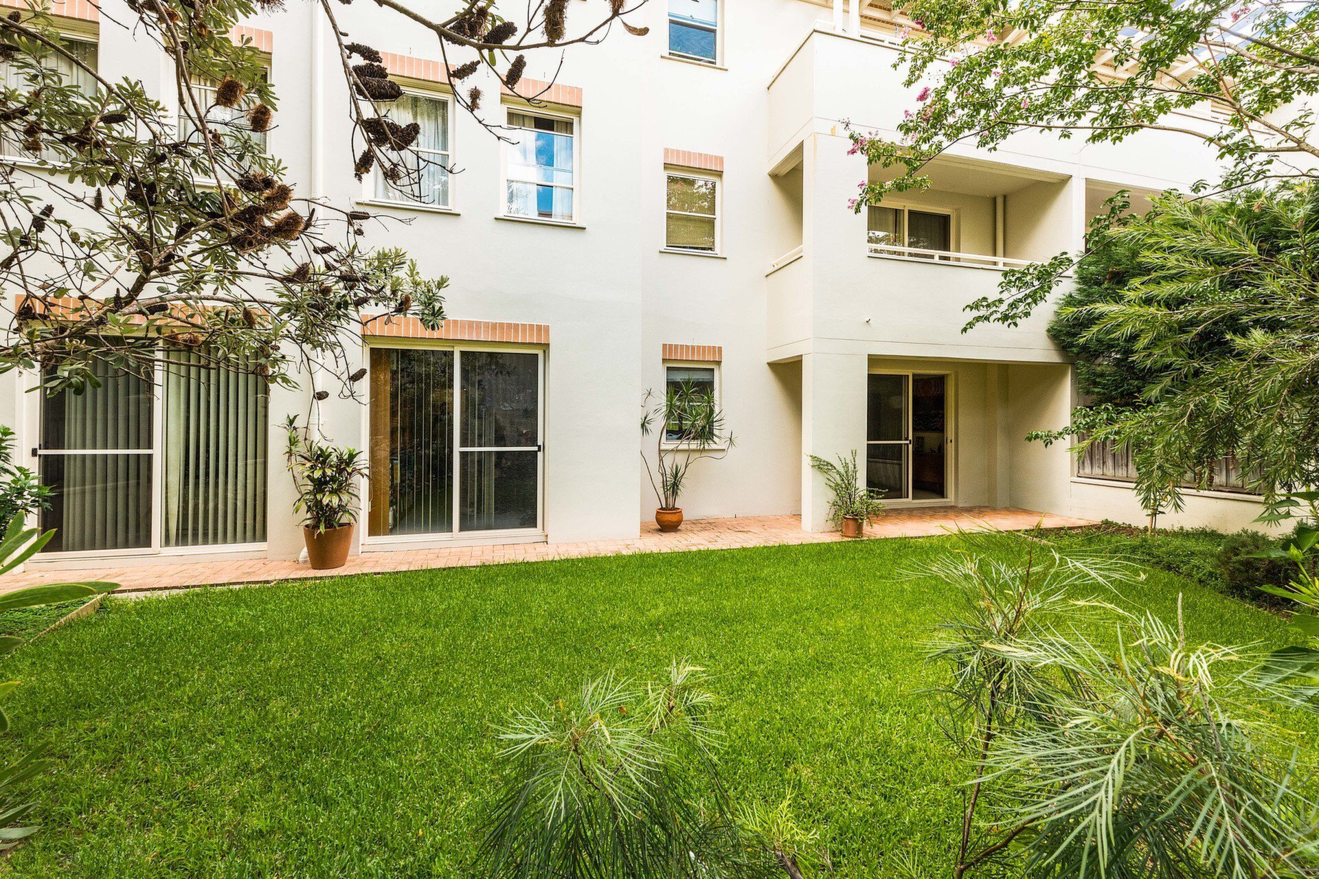 G04/3 Karrabee Avenue, Huntleys Cove Sold by Cassidy Real Estate - image 1