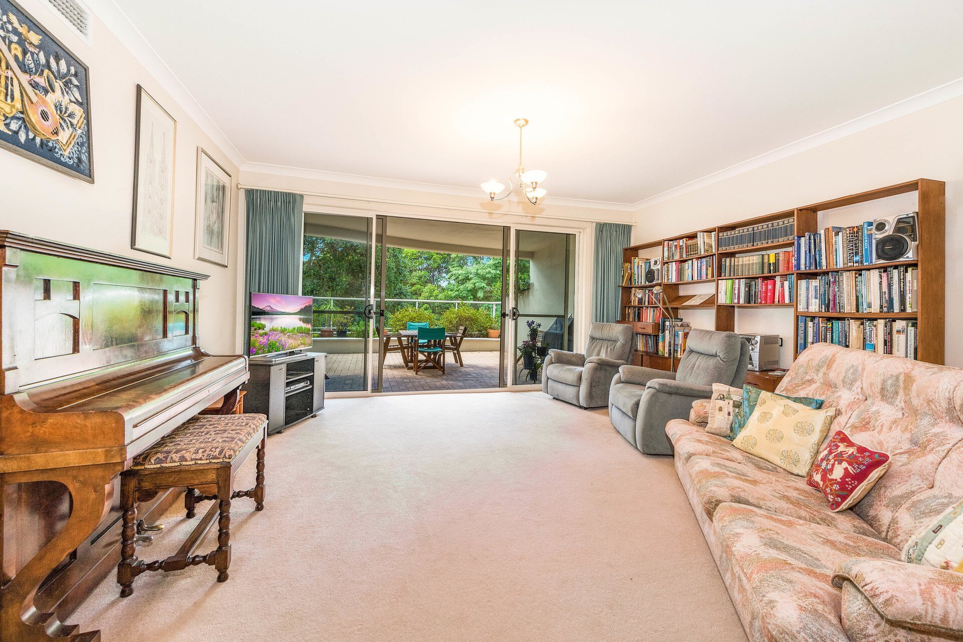 G04/3 Karrabee Avenue, Huntleys Cove Sold by Cassidy Real Estate - image 1