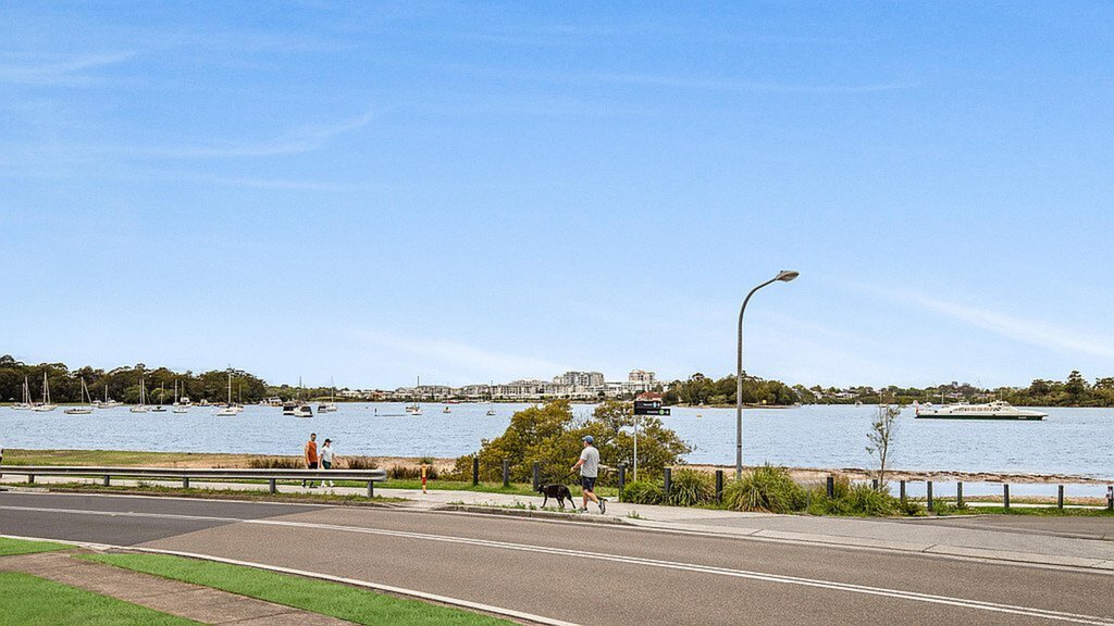 101 Waterview Street, Putney Sold by Cassidy Real Estate - image 1