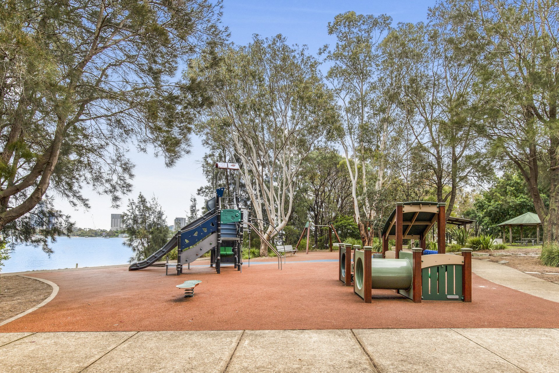 101 Waterview Street, Putney Sold by Cassidy Real Estate - image 1