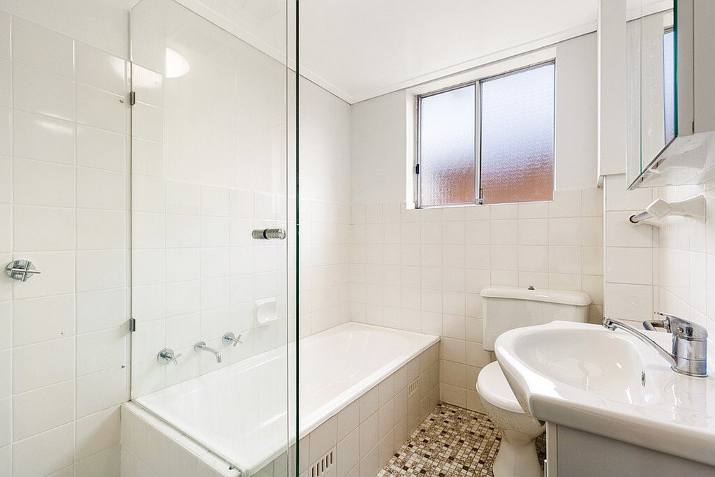 6/6 Coulter Street, Gladesville Sold by Cassidy Real Estate - image 1