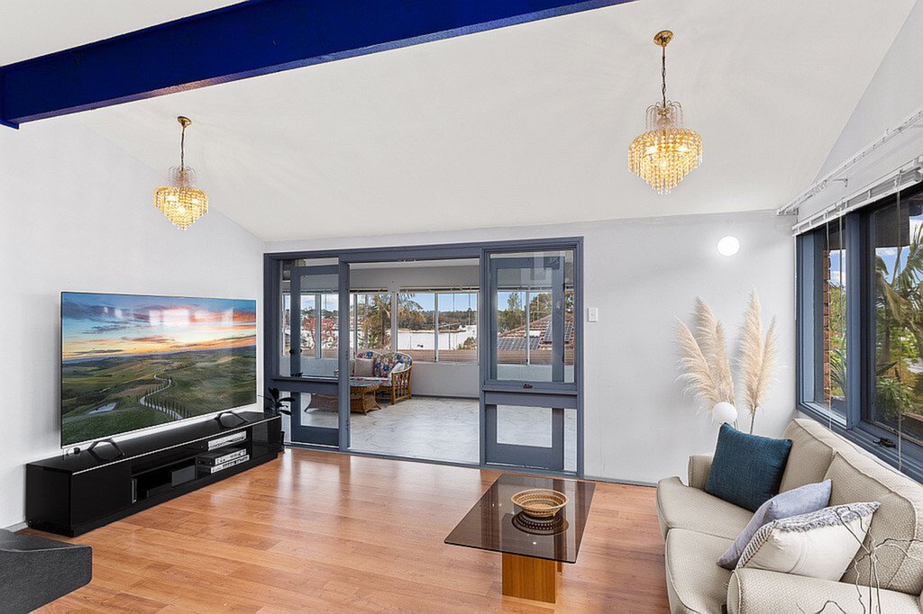 4 Dyson Street, Putney Sold by Cassidy Real Estate - image 1