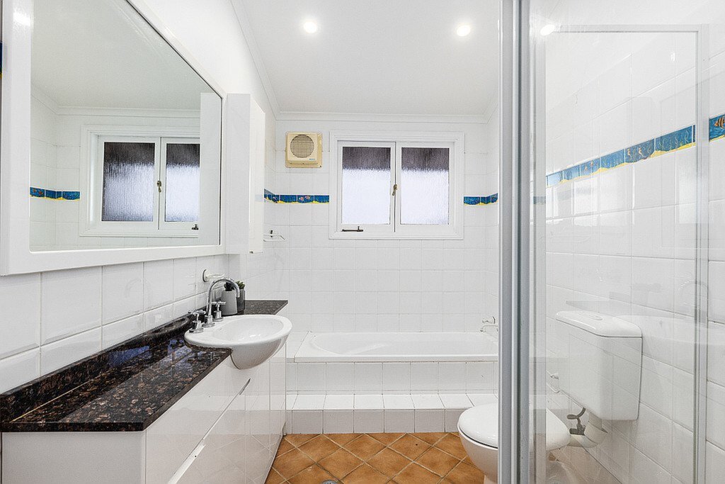 28 Champion Road, Tennyson Point Sold by Cassidy Real Estate - image 1