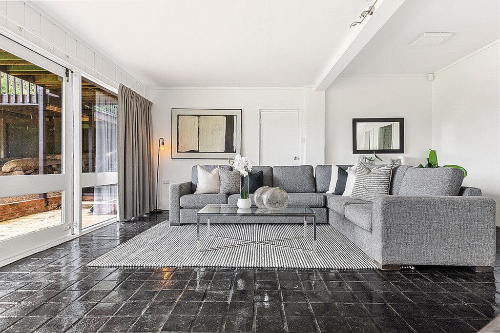 28 Champion Road, Tennyson Point Sold by Cassidy Real Estate - image 1