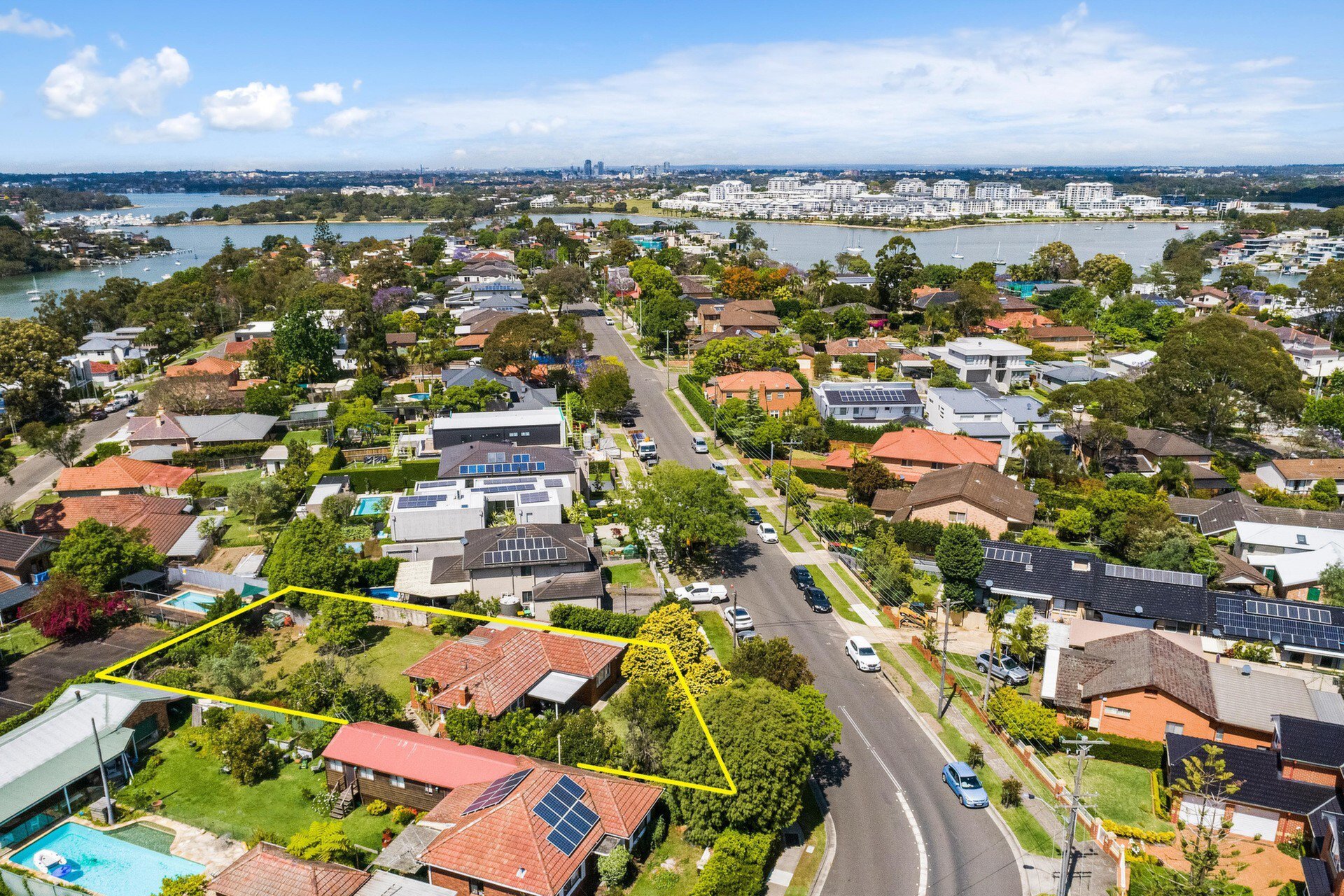 92 Tennyson Road, Tennyson Point Sold by Cassidy Real Estate - image 1