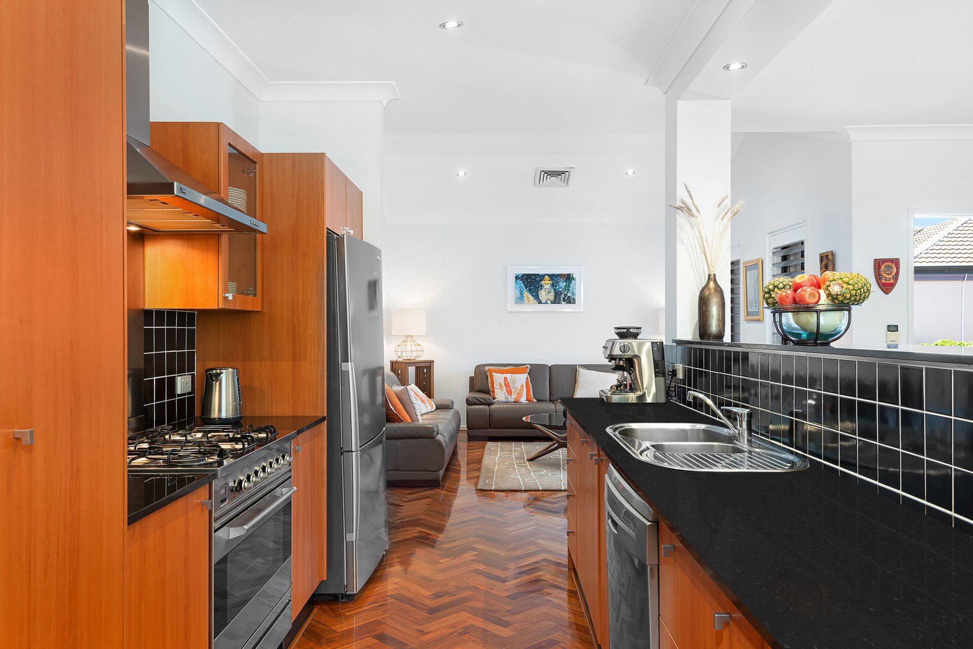 2/4A Pellisier Road, Putney Sold by Cassidy Real Estate - image 1