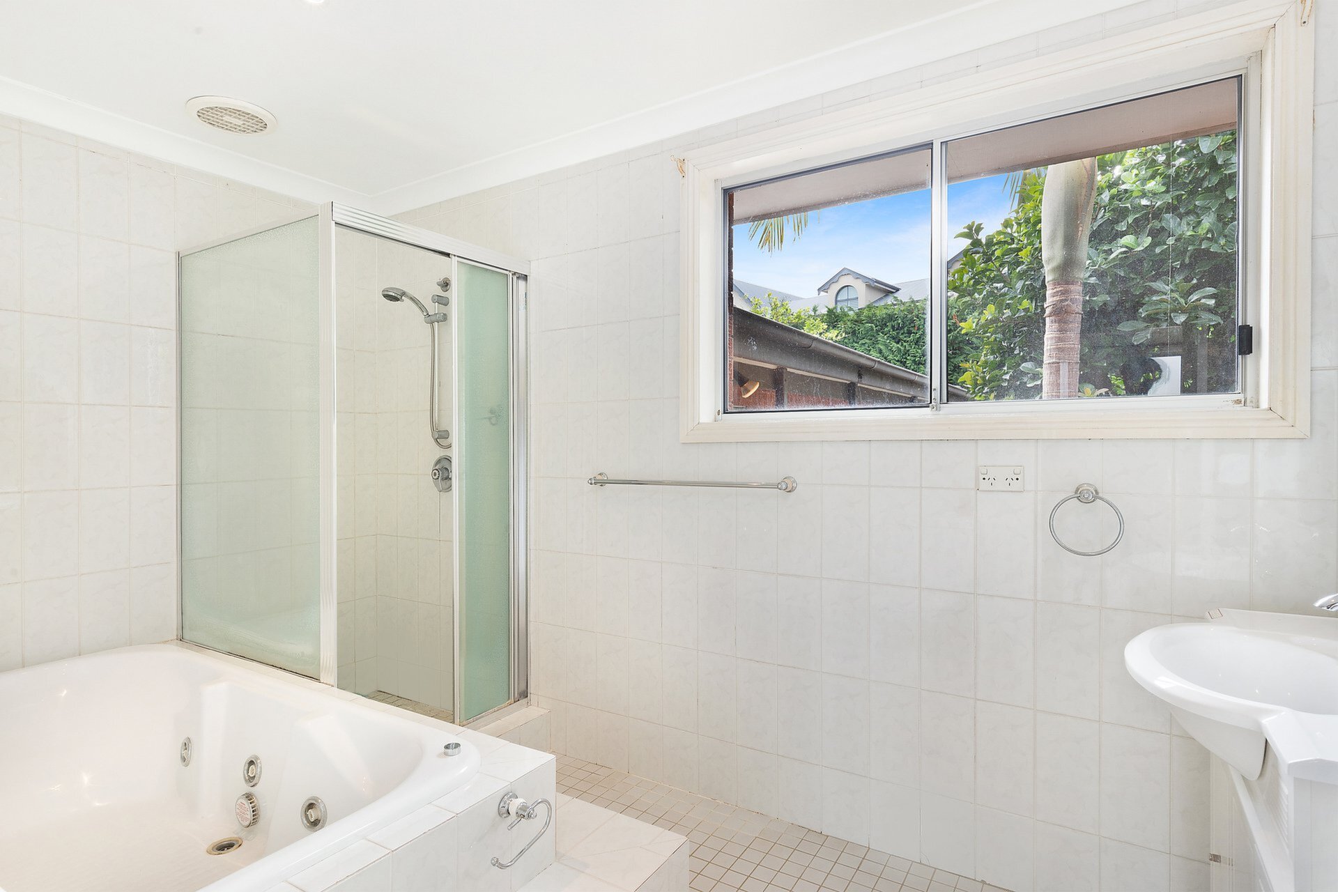 1 Levy Street, Putney Sold by Cassidy Real Estate - image 1
