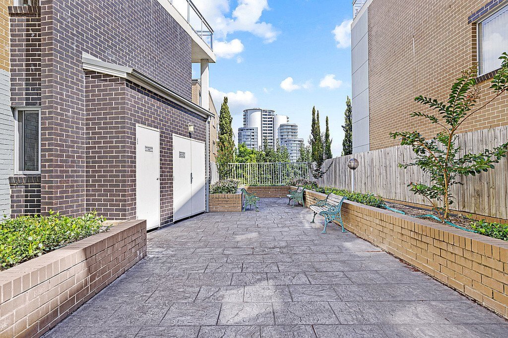123/23-35 Crane Road, Castle Hill Sold by Cassidy Real Estate - image 1