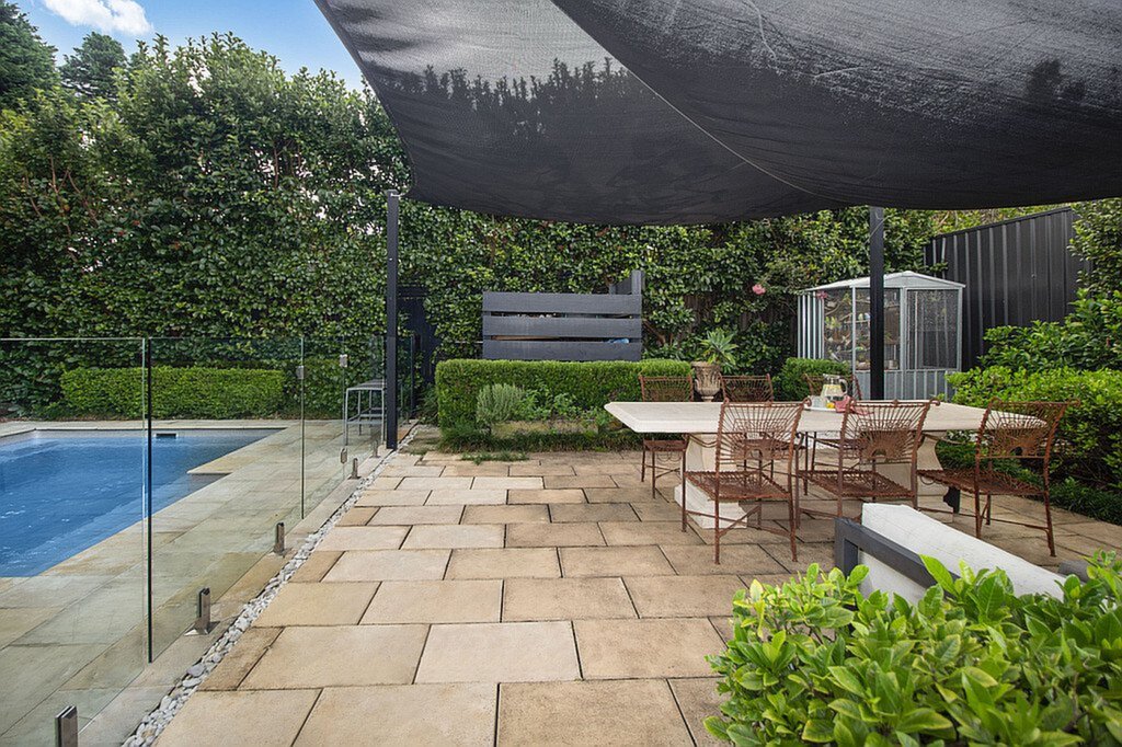 12 Riverside Avenue, Putney Sold by Cassidy Real Estate - image 1