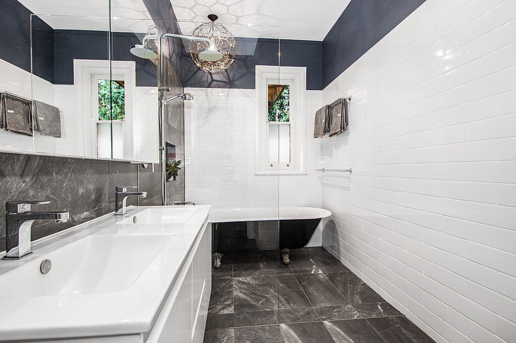 12 Riverside Avenue, Putney Sold by Cassidy Real Estate - image 1
