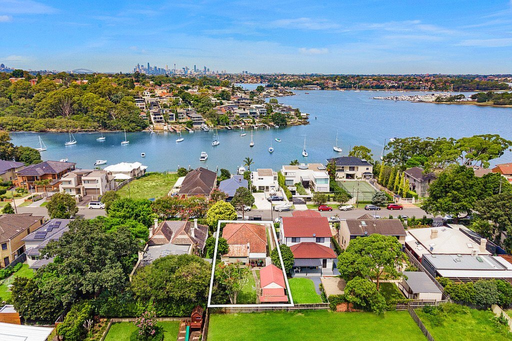 81 Champion Road, Tennyson Point Sold by Cassidy Real Estate - image 1