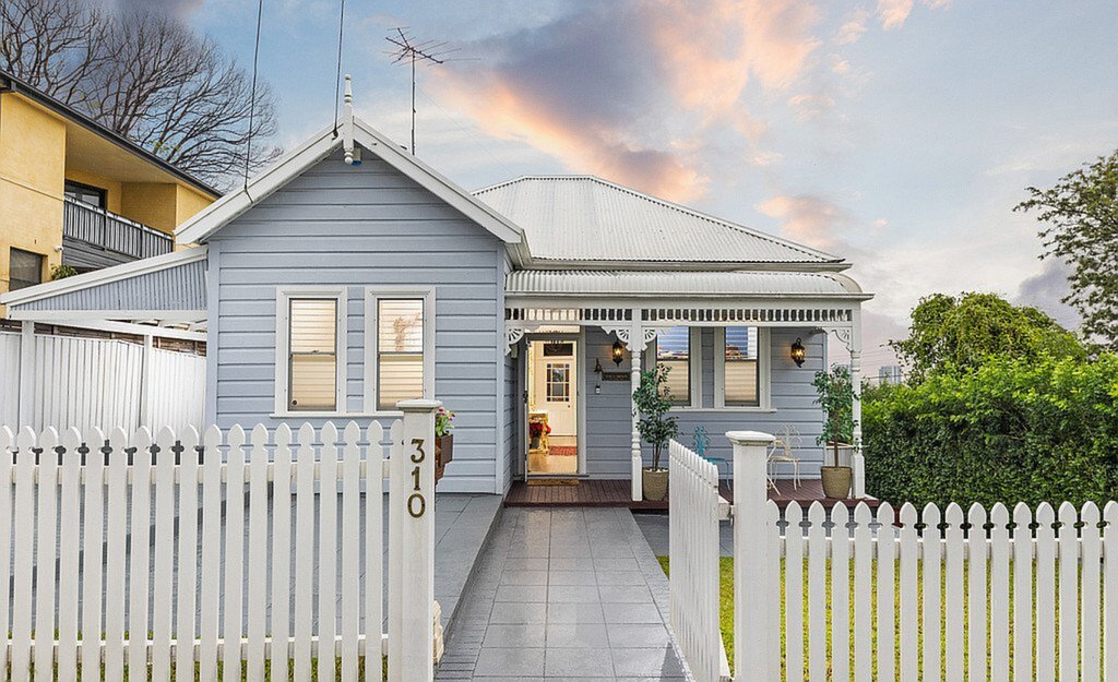 310 Morrison Road, Putney Sold by Cassidy Real Estate - image 1