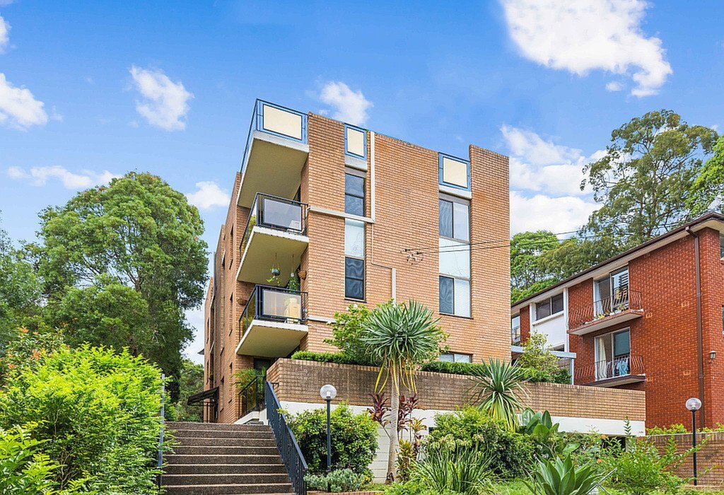 4/9 Cambridge Street, Gladesville Sold by Cassidy Real Estate - image 1