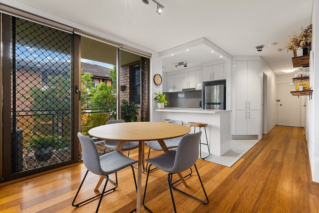 4/9 Cambridge Street, Gladesville Sold by Cassidy Real Estate - image 1