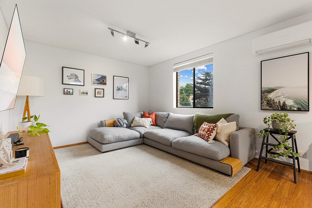 4/9 Cambridge Street, Gladesville Sold by Cassidy Real Estate - image 1