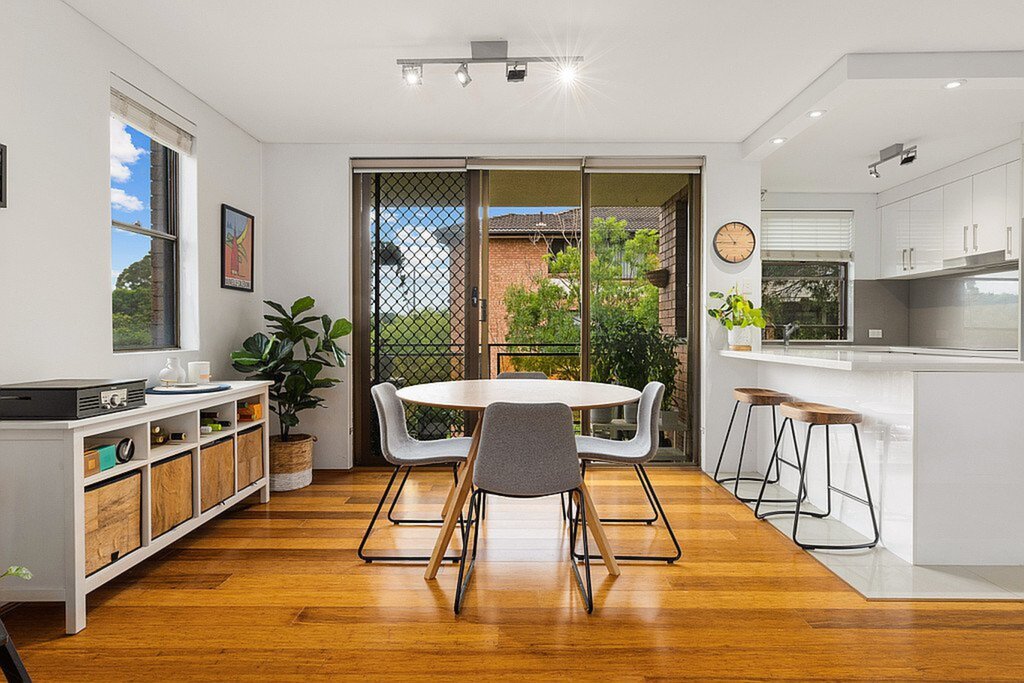 4/9 Cambridge Street, Gladesville Sold by Cassidy Real Estate - image 1