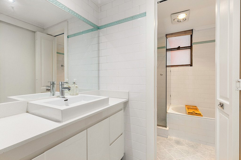 4/9 Cambridge Street, Gladesville Sold by Cassidy Real Estate - image 1