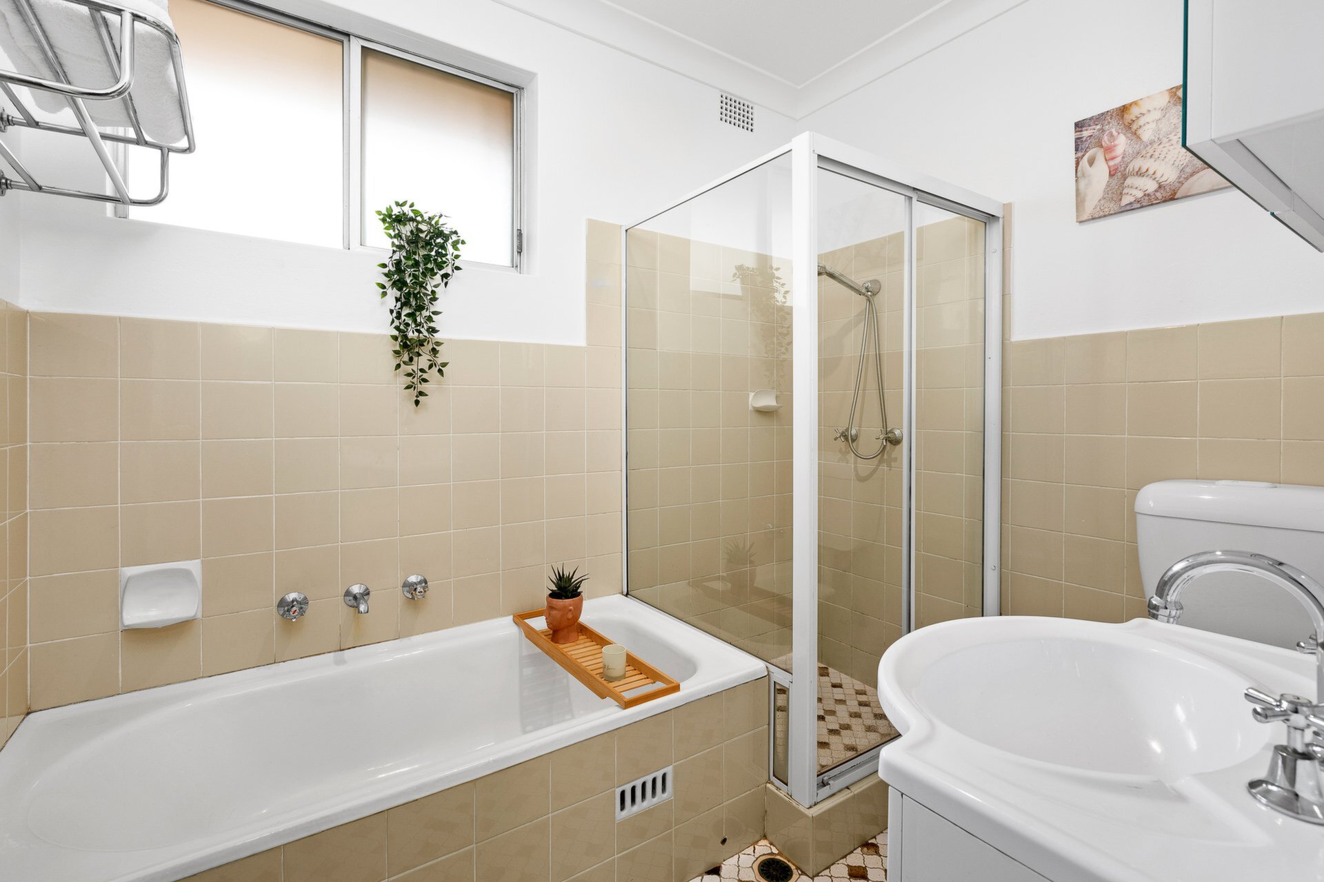16/4 Harvard Street, Gladesville Sold by Cassidy Real Estate - image 1