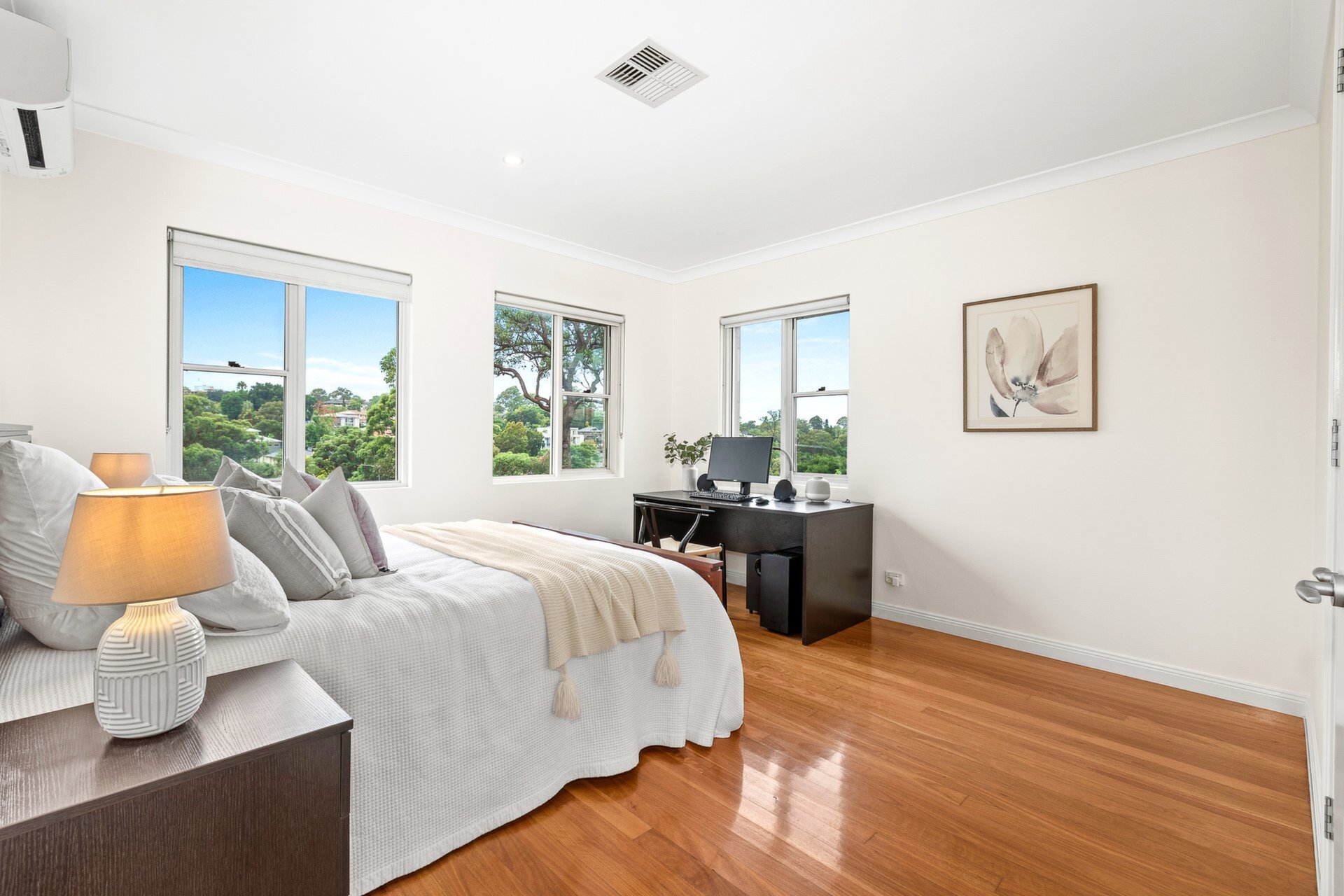 16 Champion Road, Tennyson Point Sold by Cassidy Real Estate - image 1