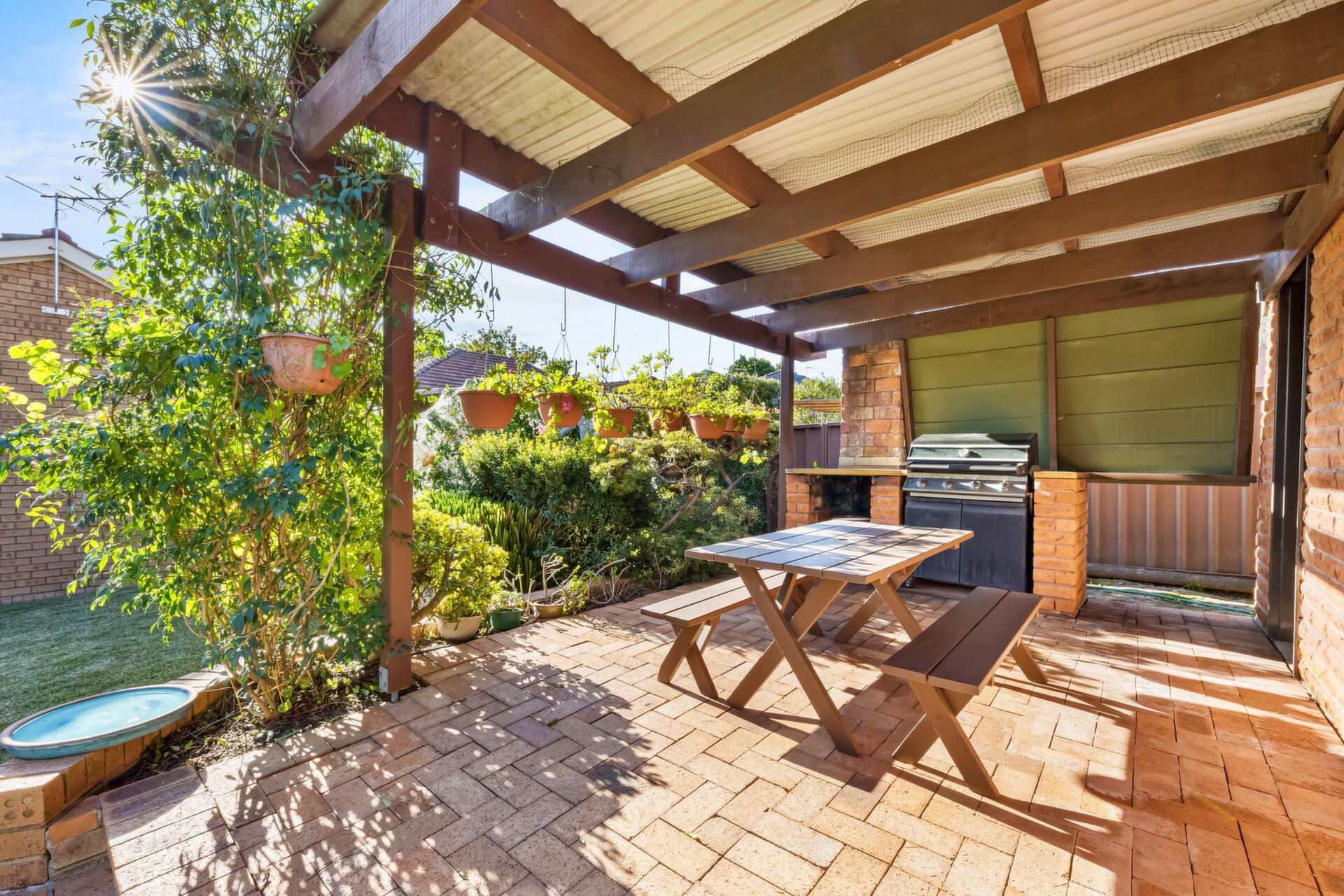9 Woodbine Crescent, Ryde Sold by Cassidy Real Estate - image 1