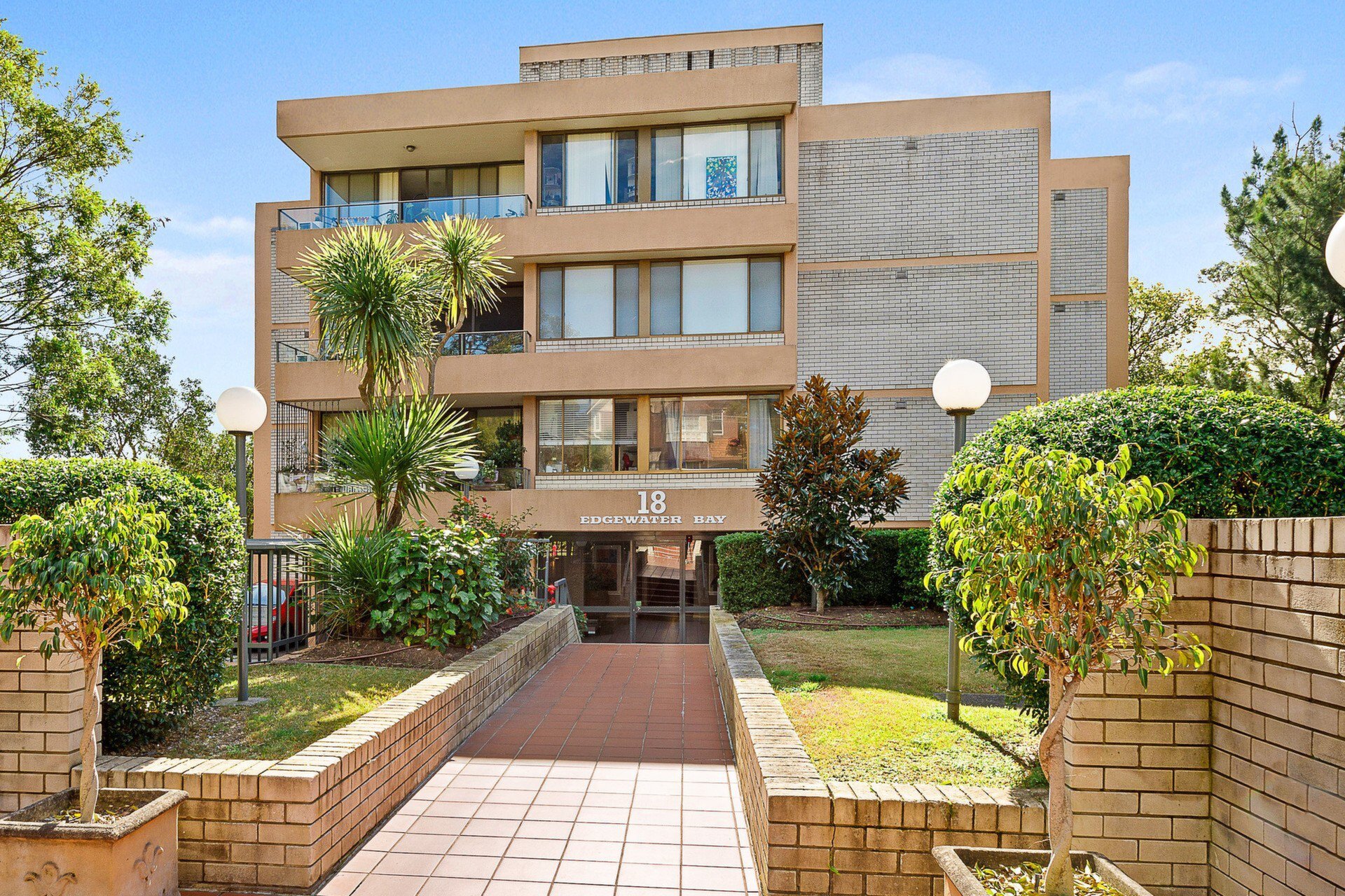 10/18 Wolseley Street, Drummoyne Sold by Cassidy Real Estate - image 1