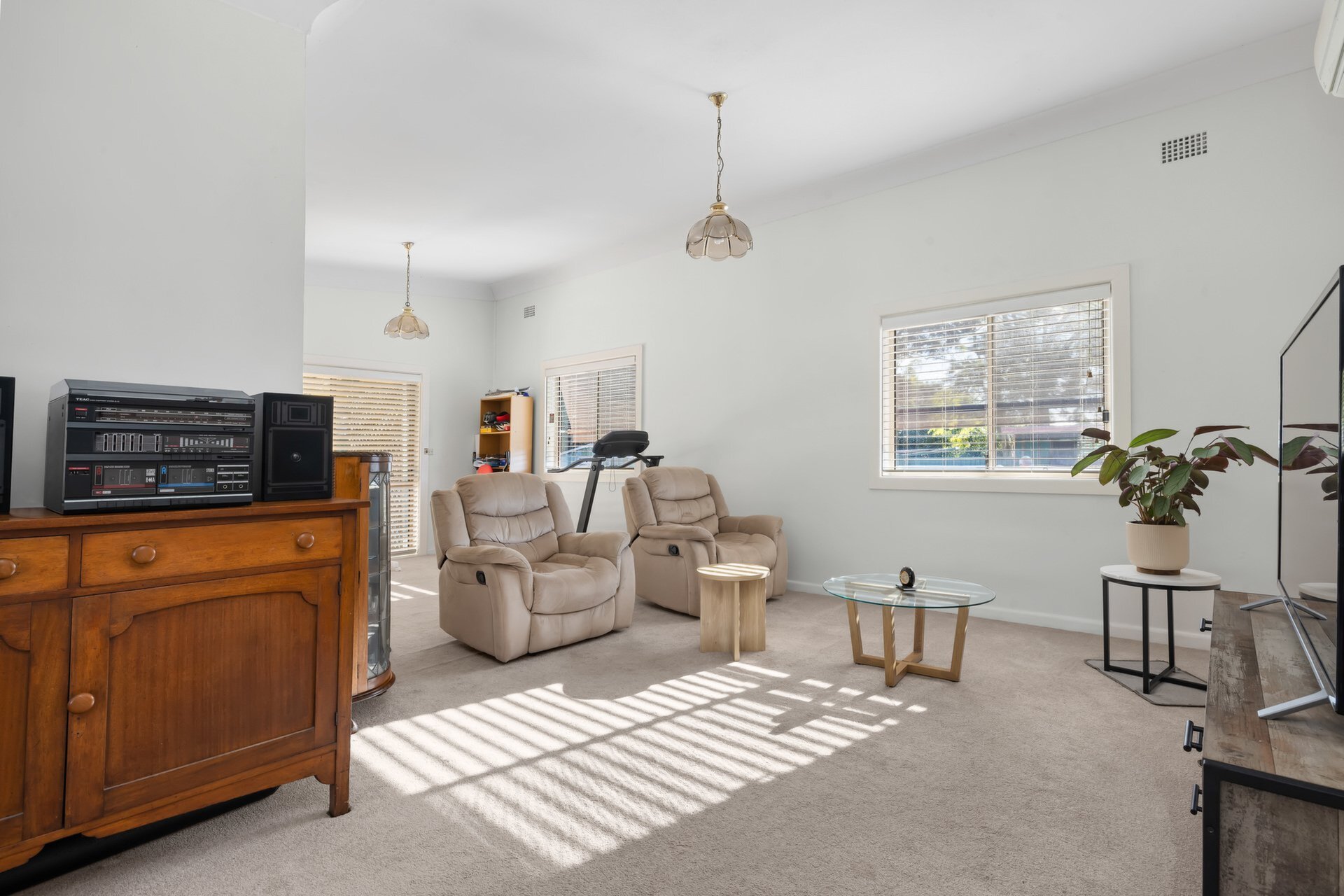 4 Napier Crescent, North Ryde Sold by Cassidy Real Estate - image 1