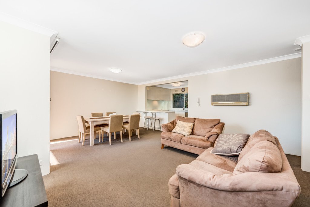 7/37 Walton Crescent, Abbotsford Sold by Cassidy Real Estate - image 1