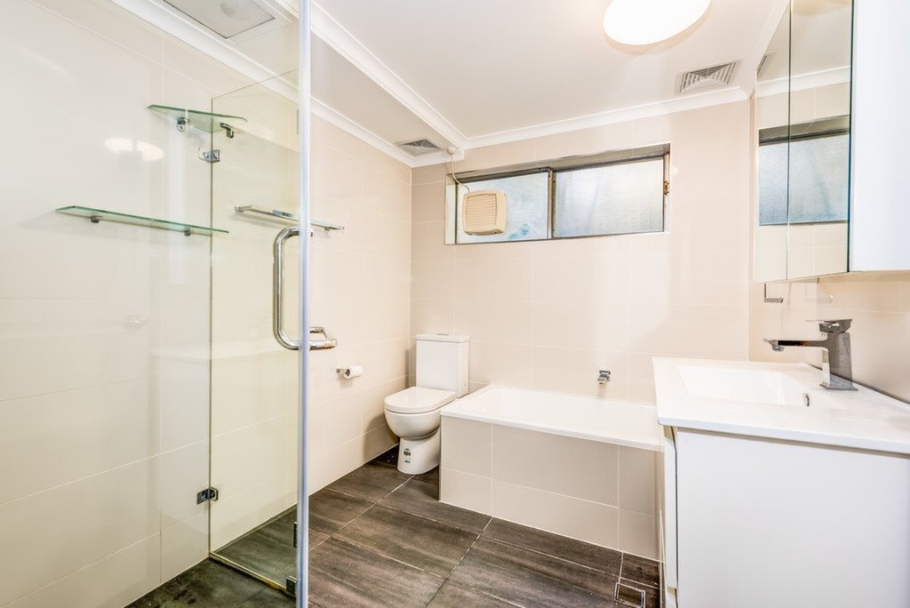 7/37 Walton Crescent, Abbotsford Sold by Cassidy Real Estate - image 1
