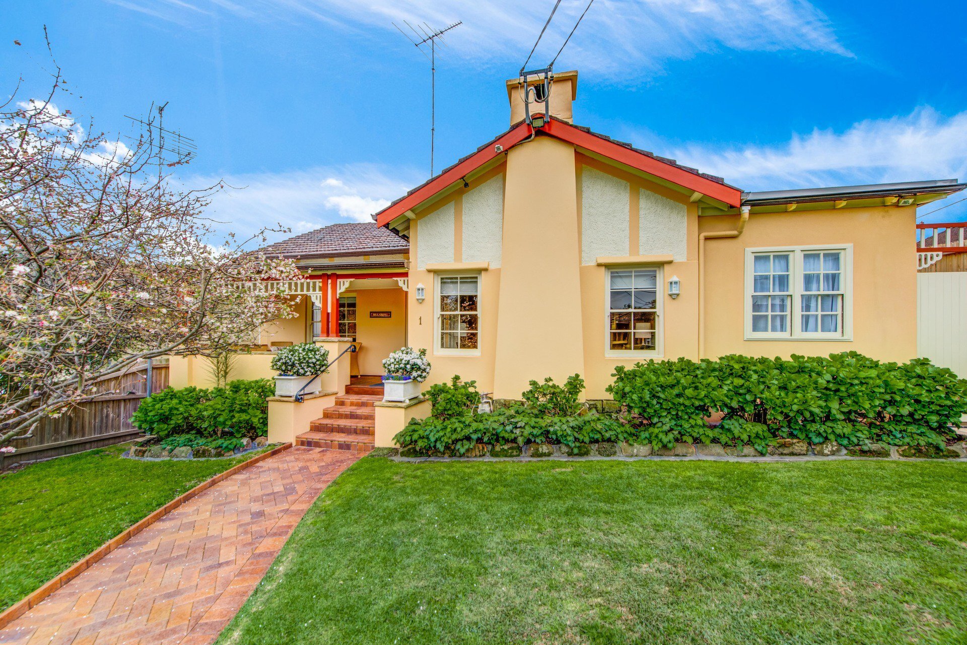 1 Glades Avenue, Gladesville Sold by Cassidy Real Estate - image 1