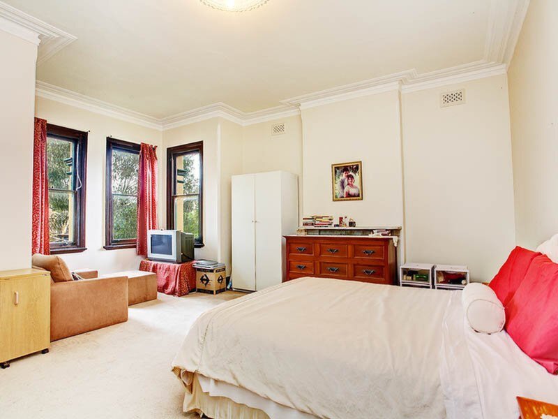 352 Annandale Street, Annandale Sold by Cassidy Real Estate - image 1