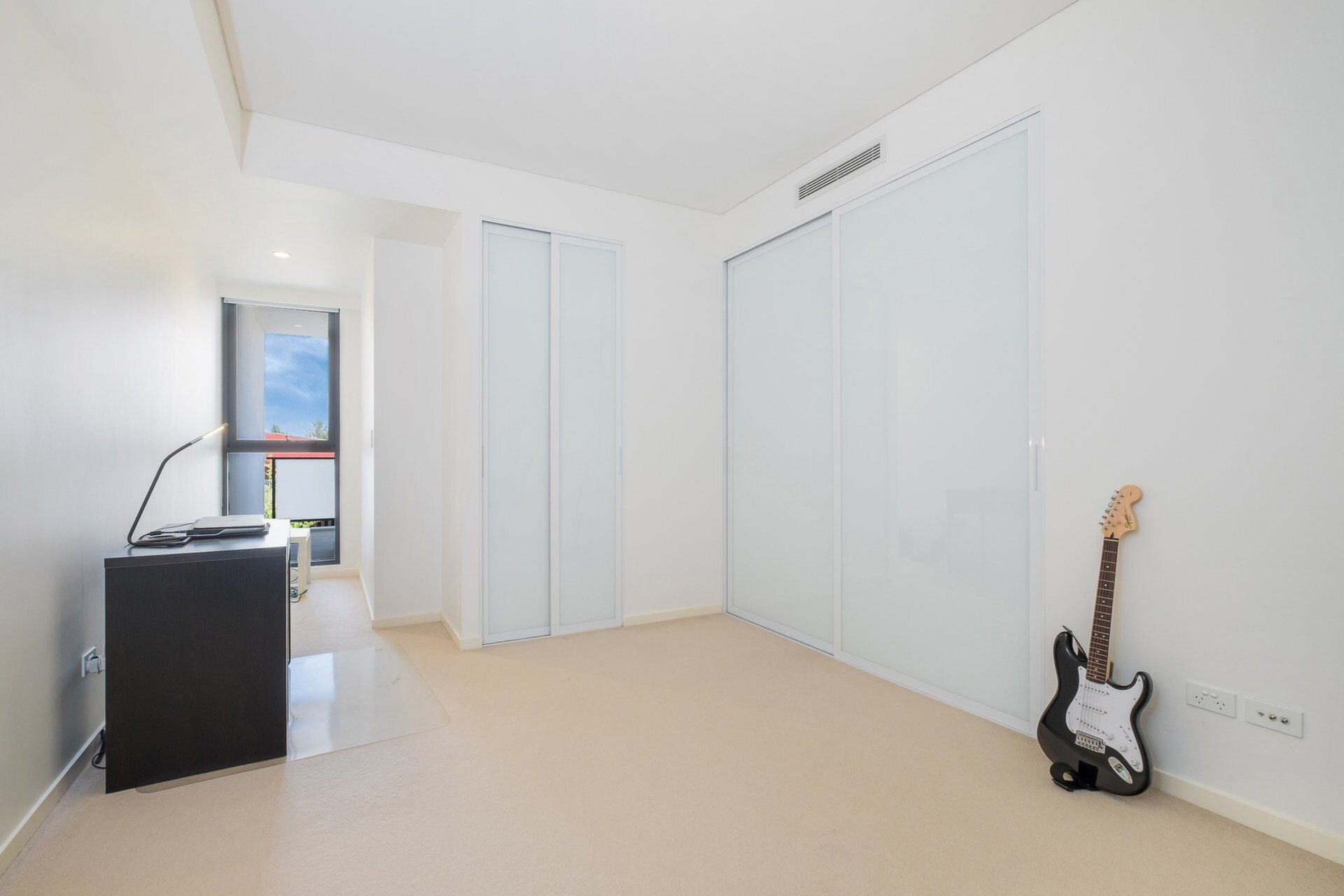 203/8 Avondale Way, Eastwood Sold by Cassidy Real Estate - image 1