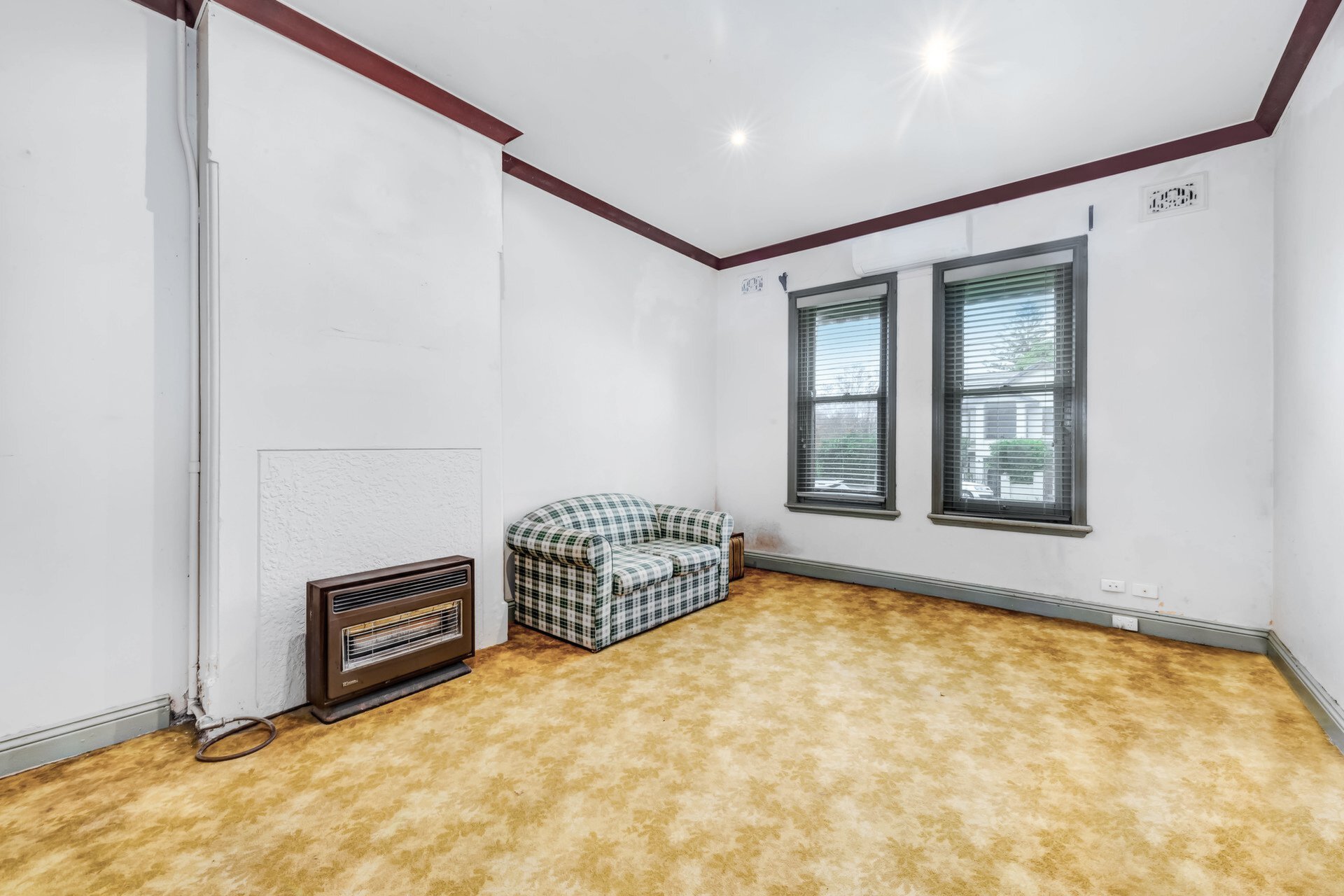 8 Earnshaw Street, Gladesville Sold by Cassidy Real Estate - image 1