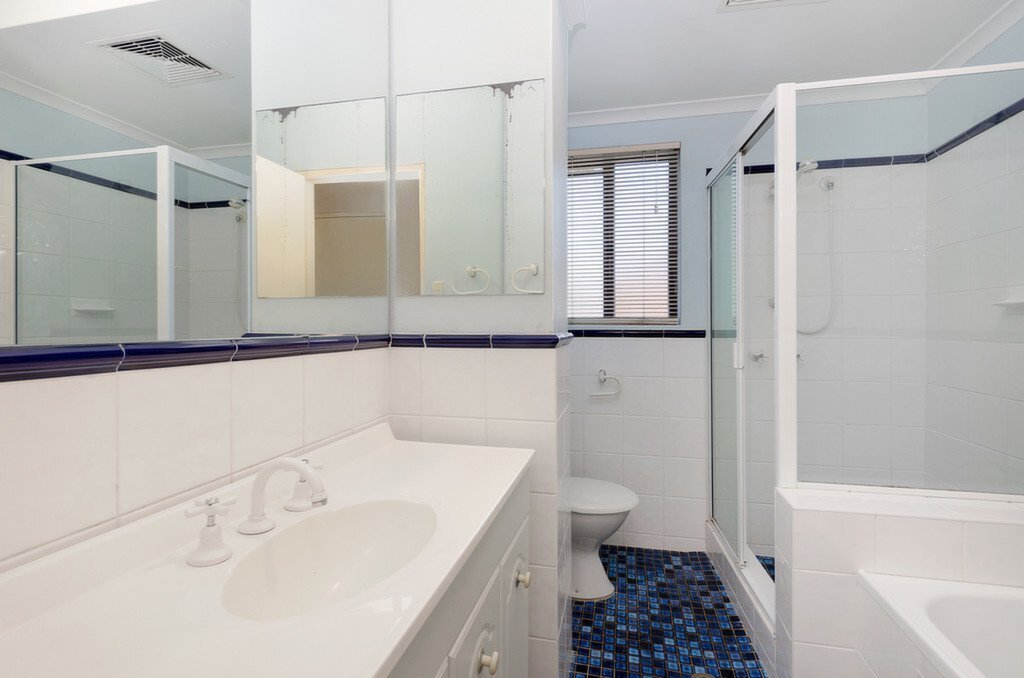 19/44 Khartoum Road, Macquarie Park Sold by Cassidy Real Estate - image 1