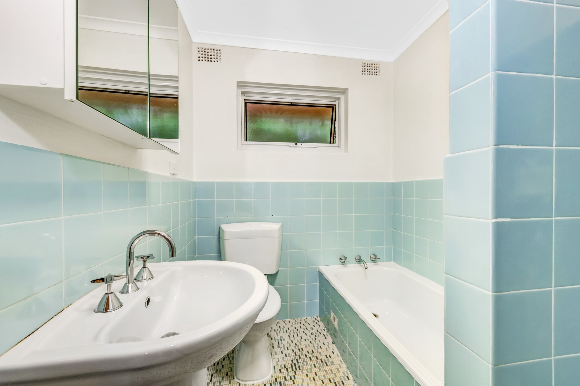10/18 Meriton Street, Gladesville Sold by Cassidy Real Estate - image 1