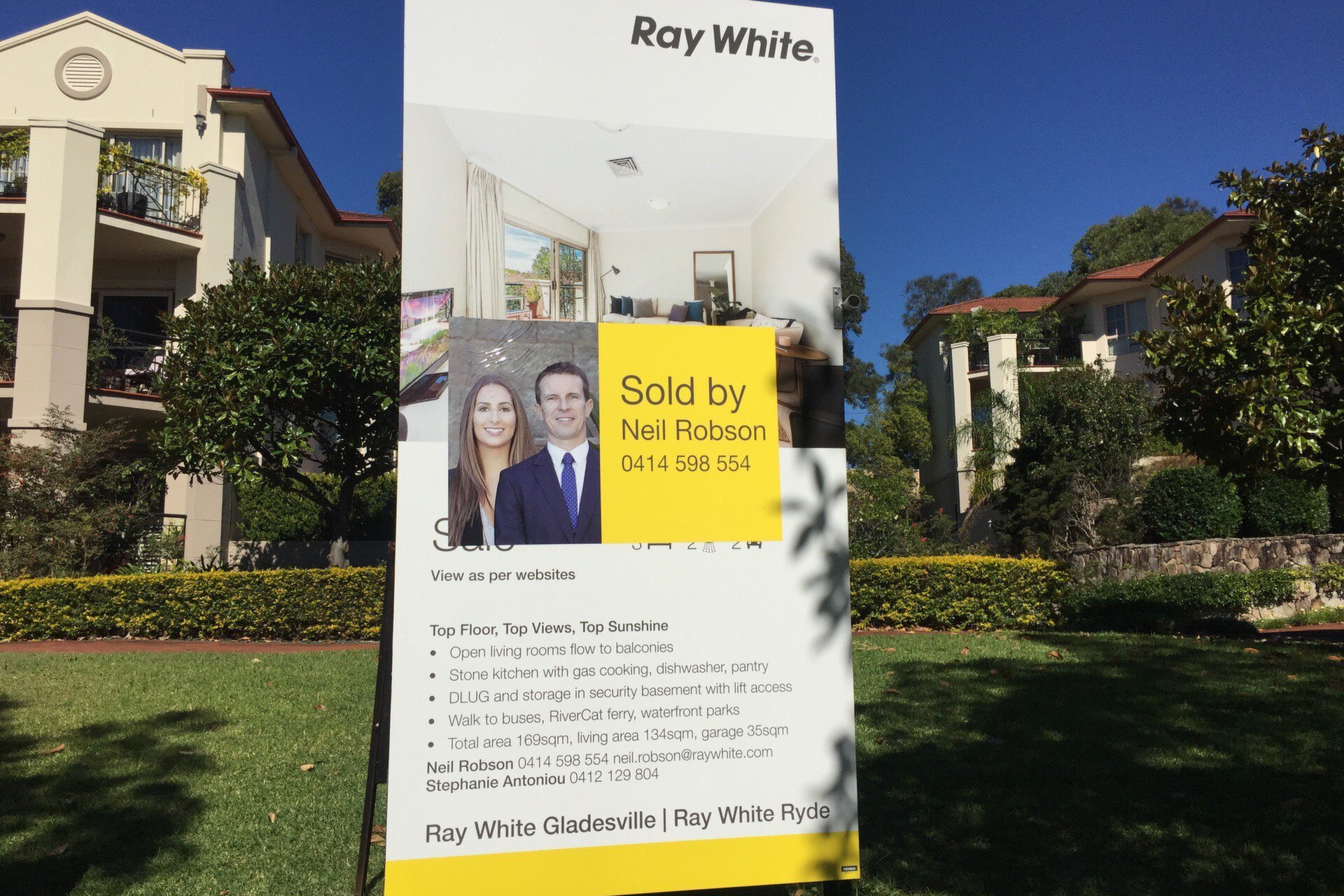 10/4 Mortimer Lewis Drive, Huntleys Cove Sold by Cassidy Real Estate - image 1