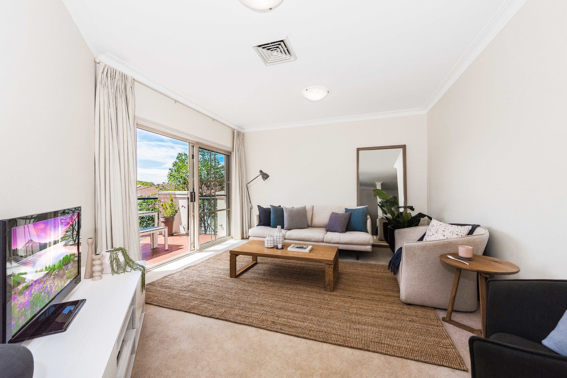 10/4 Mortimer Lewis Drive, Huntleys Cove Sold by Cassidy Real Estate - image 1