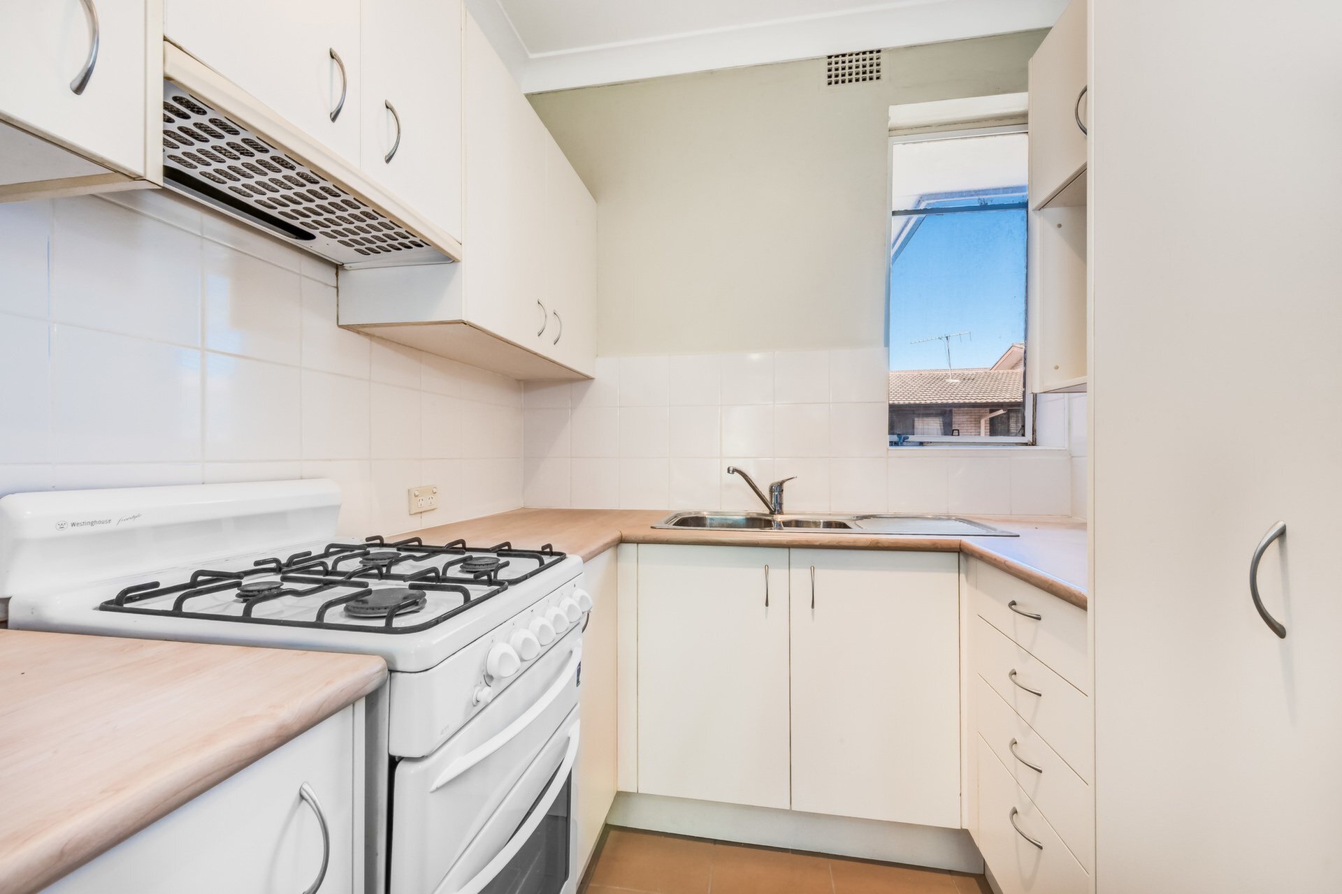 17/723 Blaxland Road, Epping Sold by Cassidy Real Estate - image 1