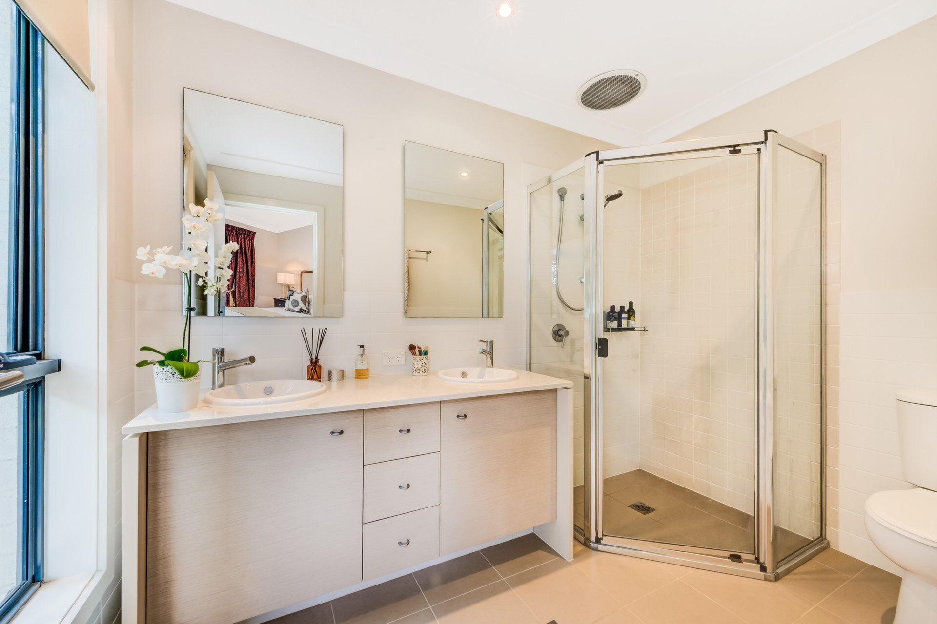 2/33A Pepper Tree Road, Lidcombe Sold by Cassidy Real Estate - image 1