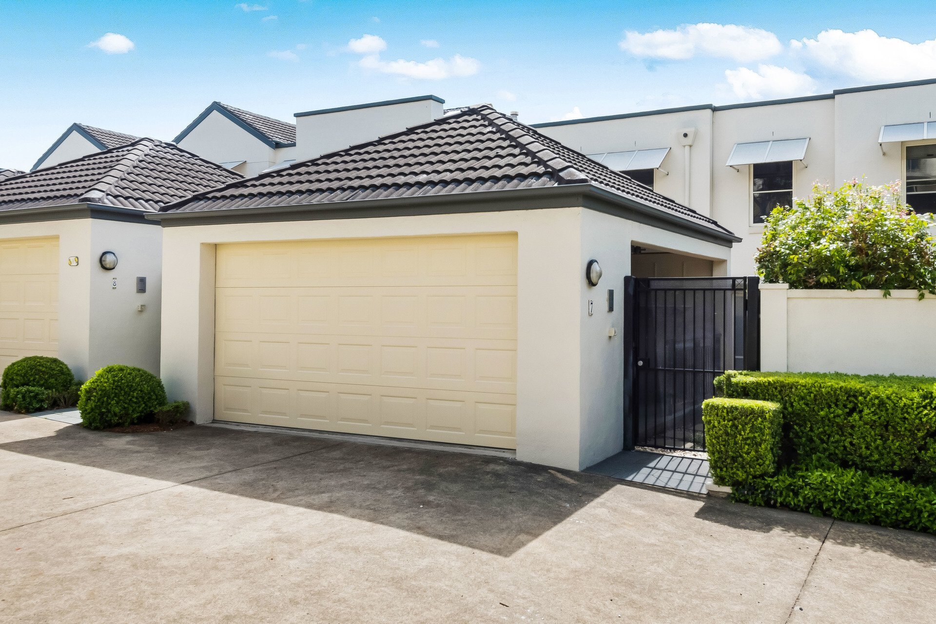 7/2 Fryar Place, Huntleys Cove Sold by Cassidy Real Estate - image 1