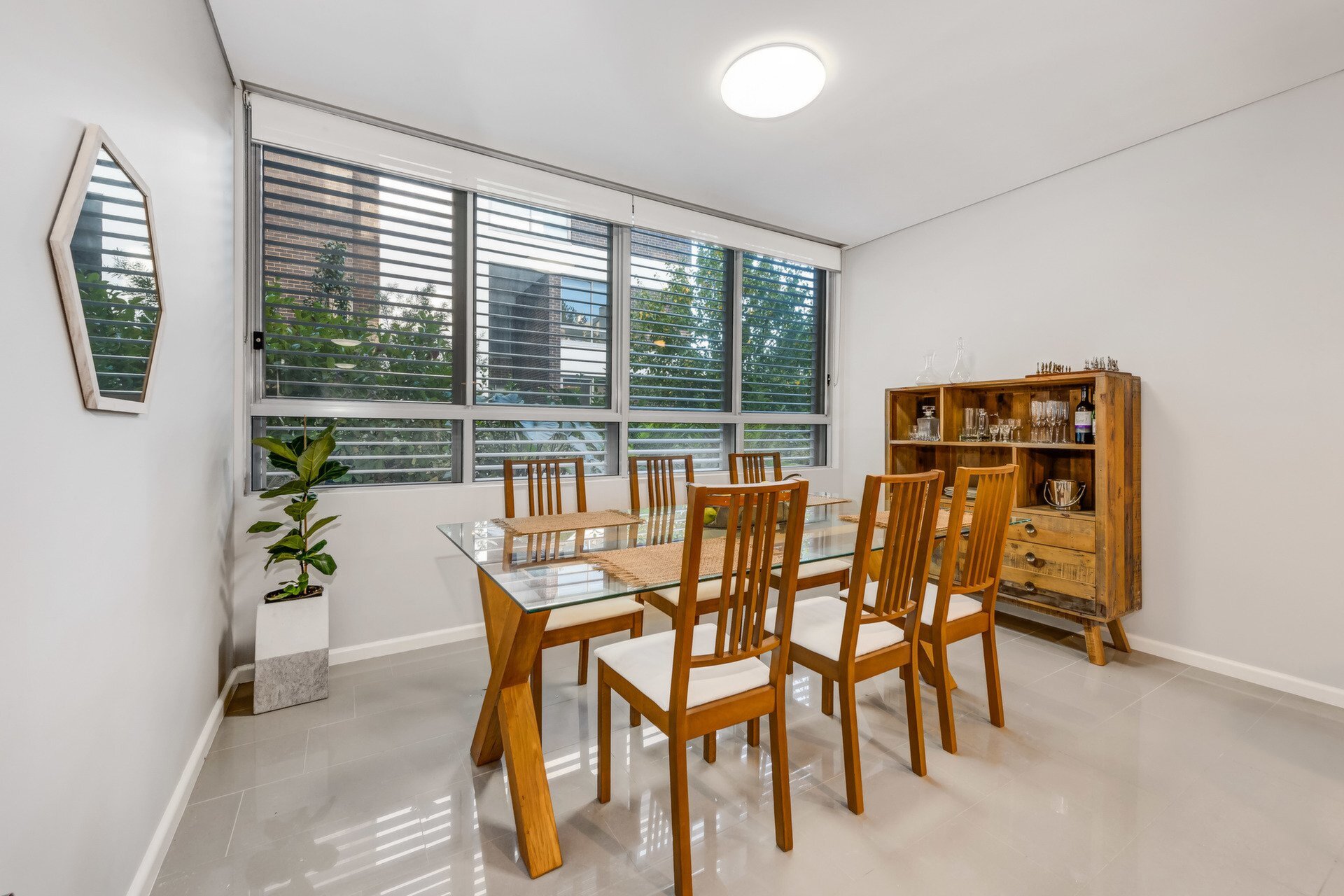 4/157 Victoria Road, Gladesville Sold by Cassidy Real Estate - image 1