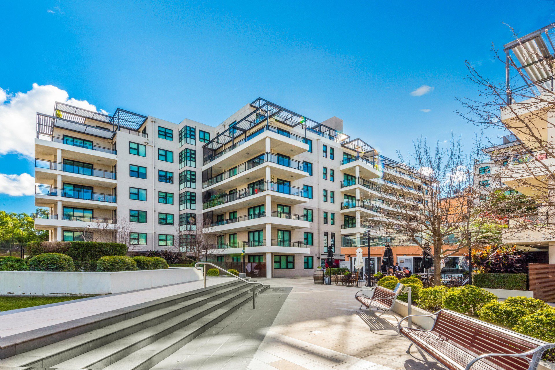 7/11 Bay Drive, Meadowbank Sold by Cassidy Real Estate - image 1