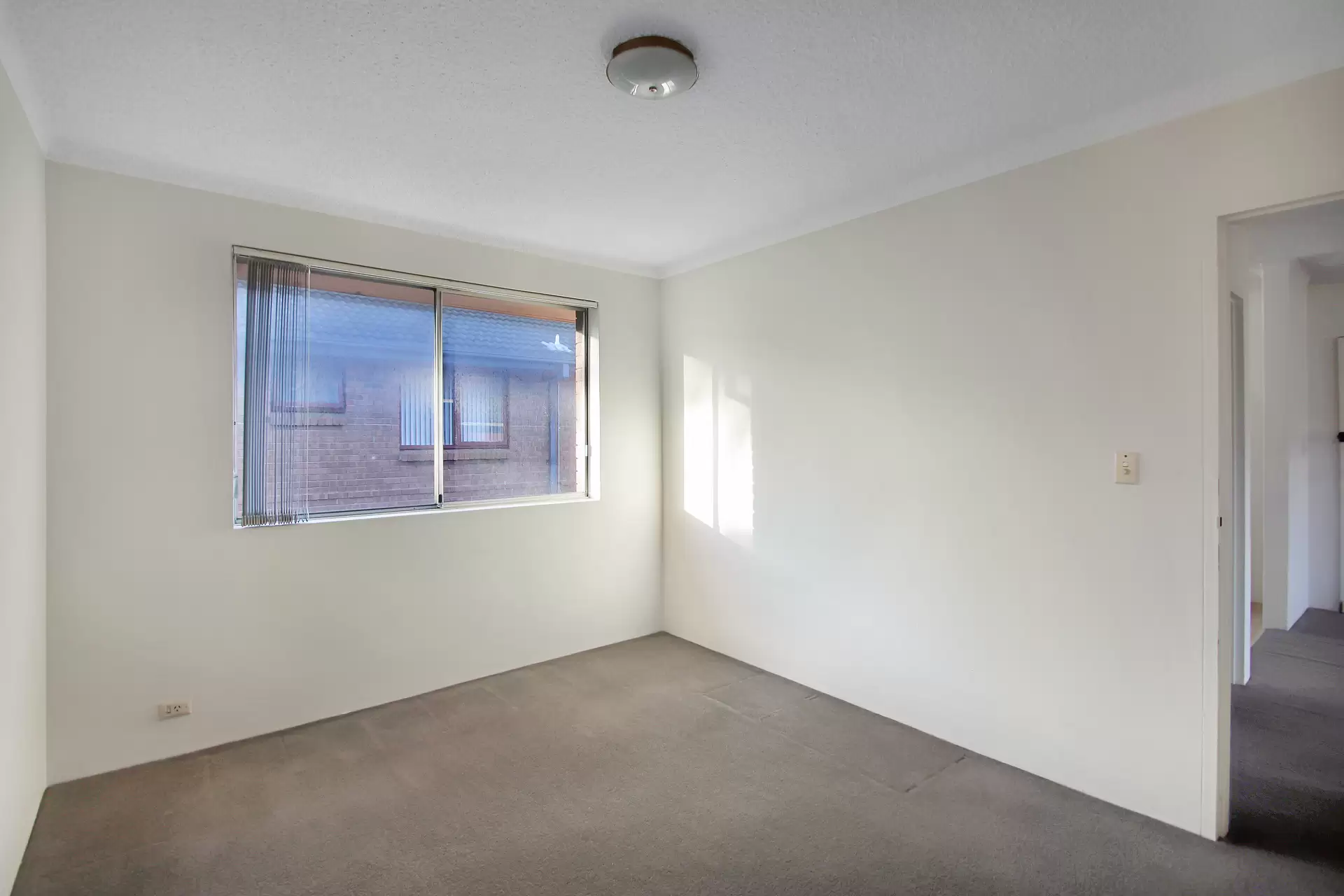 10/8 Pearson Street, Gladesville Leased by Cassidy Real Estate - image 1