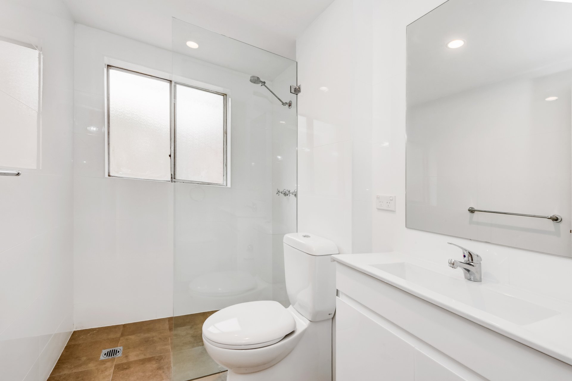 8/13 Harvard Street, Gladesville Sold by Cassidy Real Estate - image 1