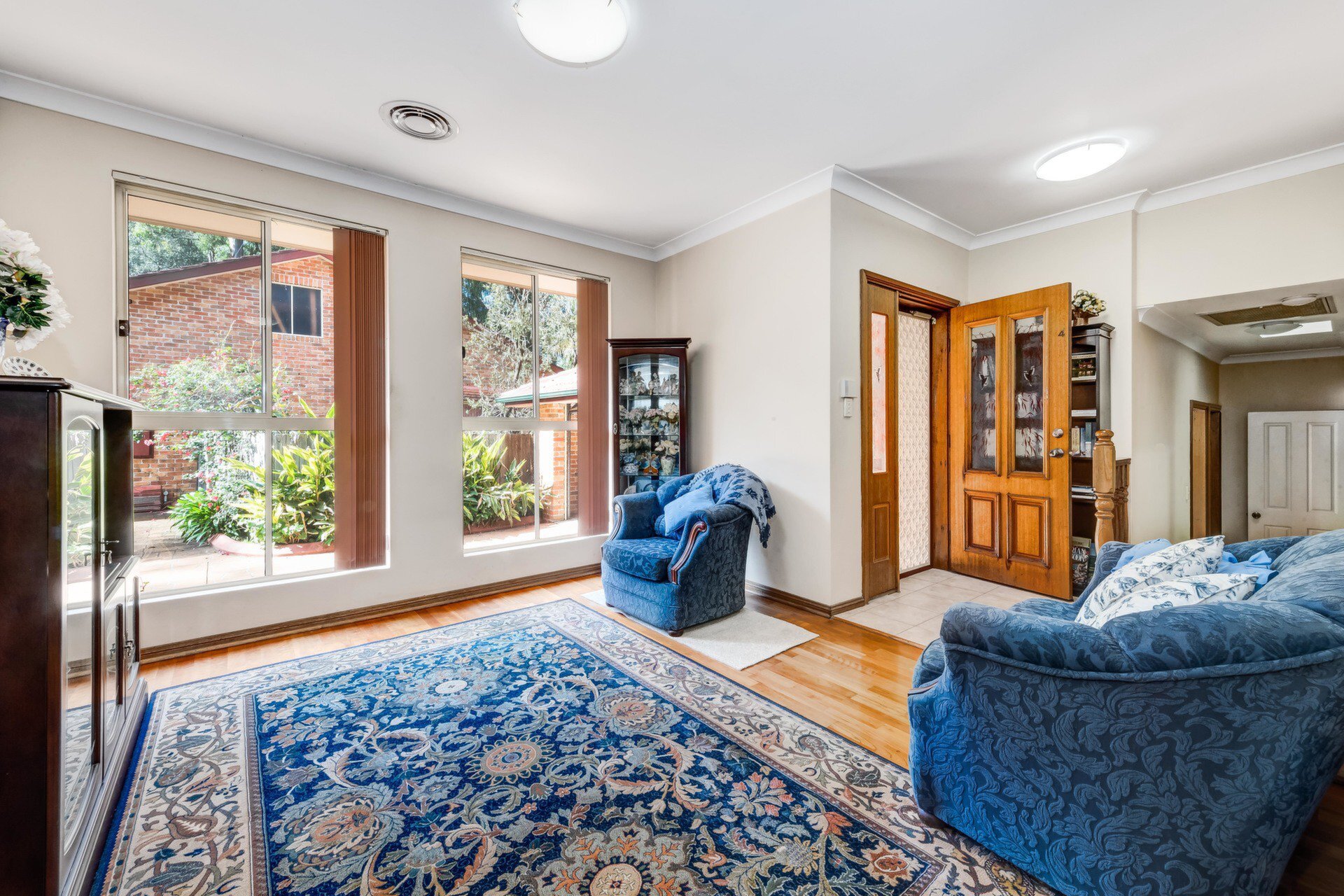 4/43 Hull Road, Beecroft Sold by Cassidy Real Estate - image 1
