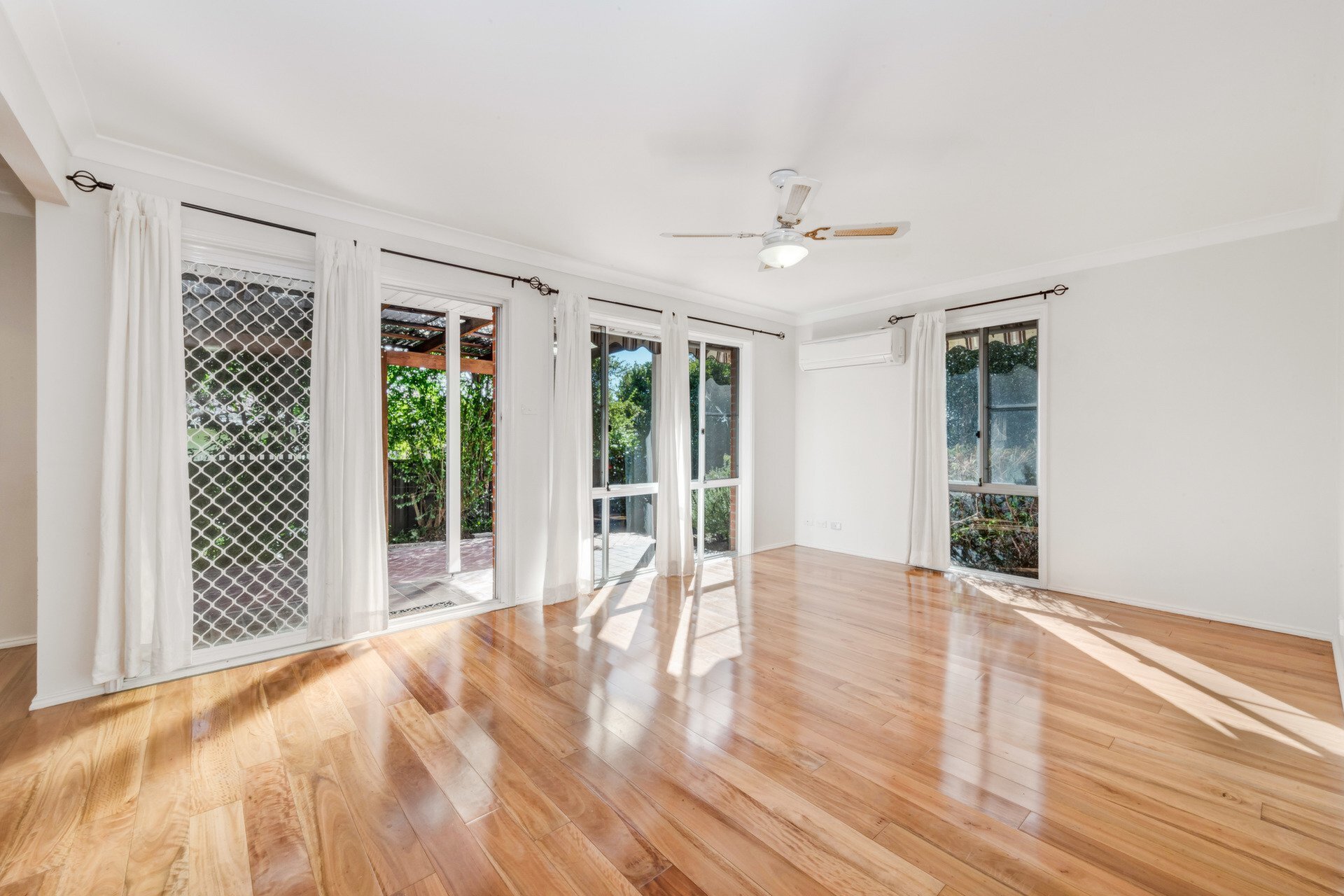 7/24-28 Cressy Road, Ryde Sold by Cassidy Real Estate - image 1